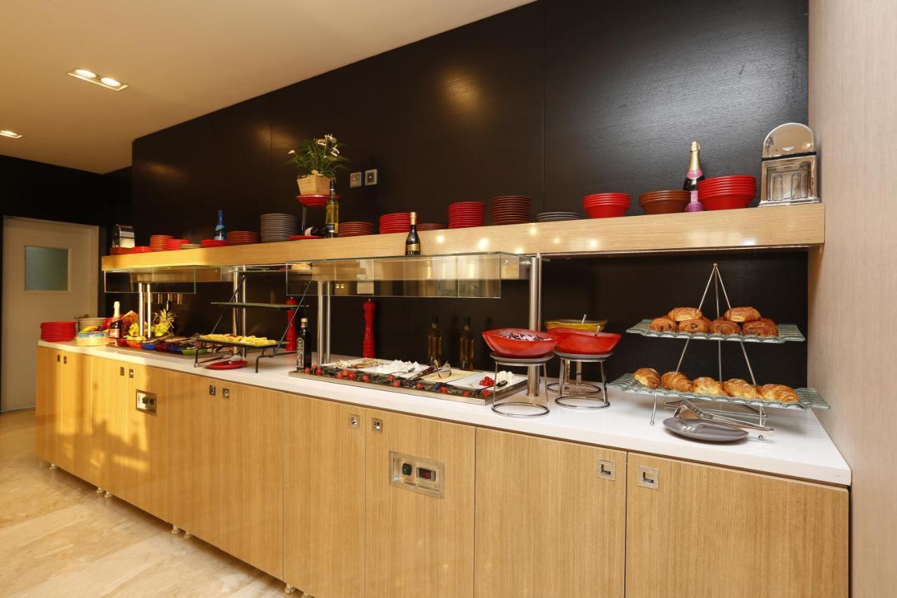 IntercityHotel Riyadh Malaz Esterno foto